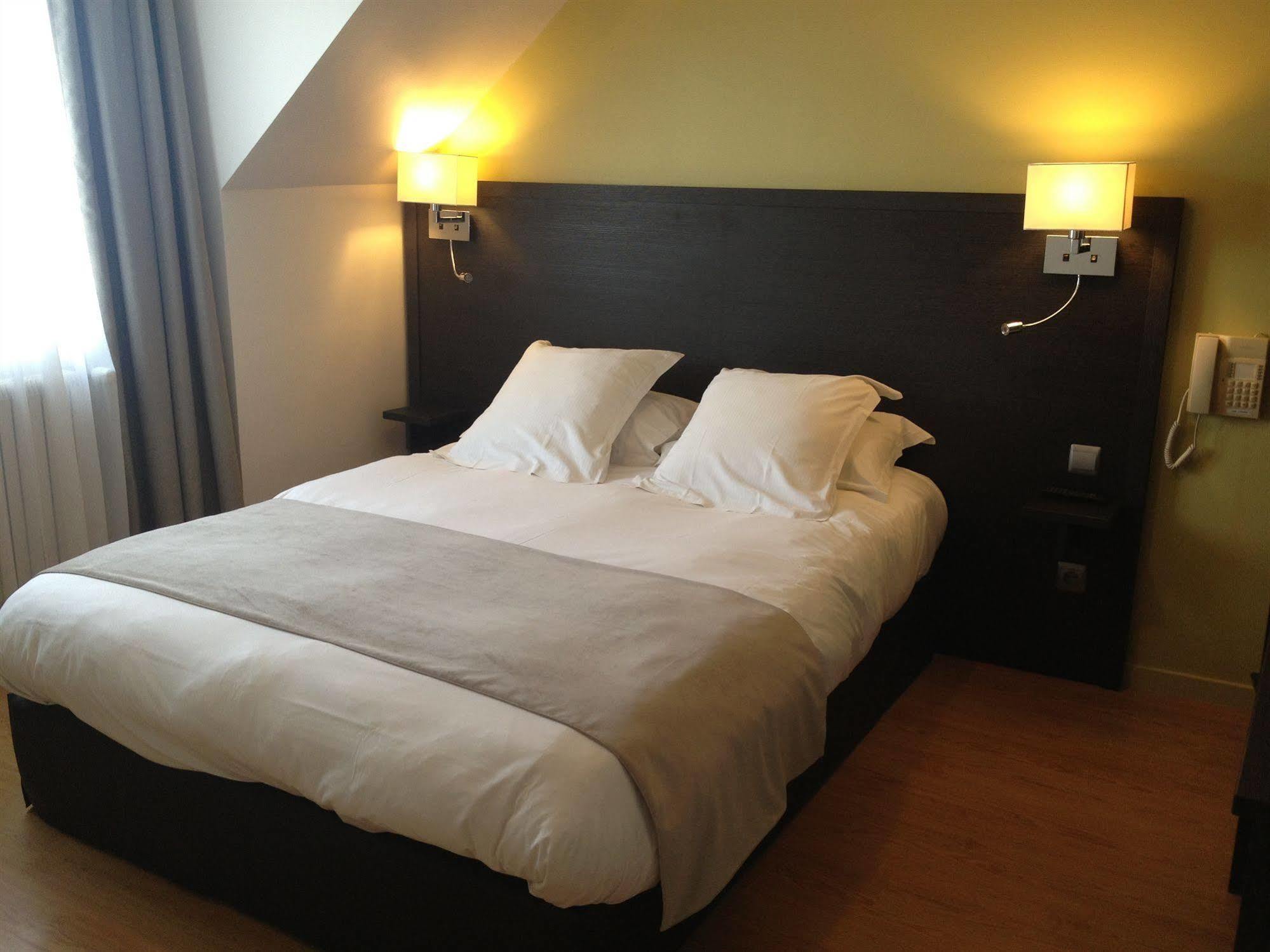 Hotel De La Plage Dinard Esterno foto